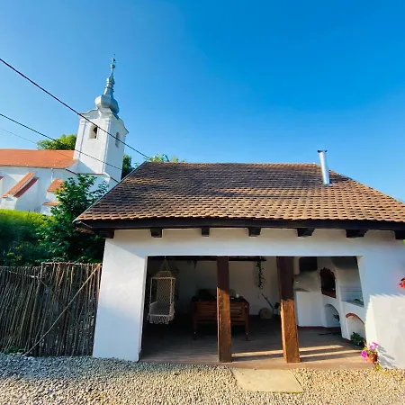 Holiday home Slow Living Cottage, Dobolii de Sus