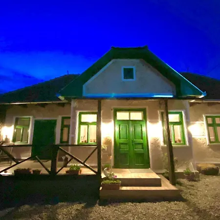 Slow Living Cottage,